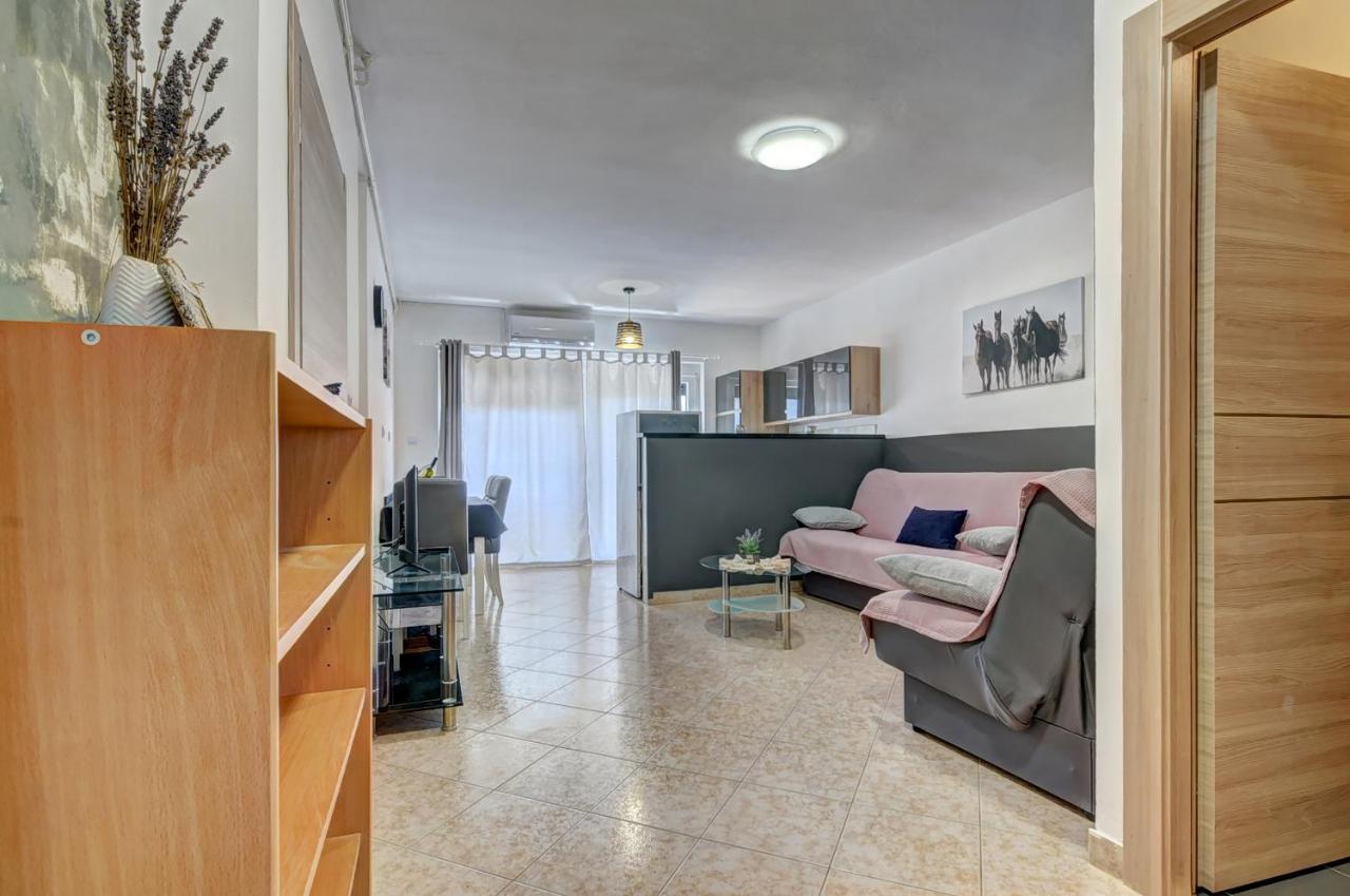 Apartments Kajfes Fažana Extérieur photo
